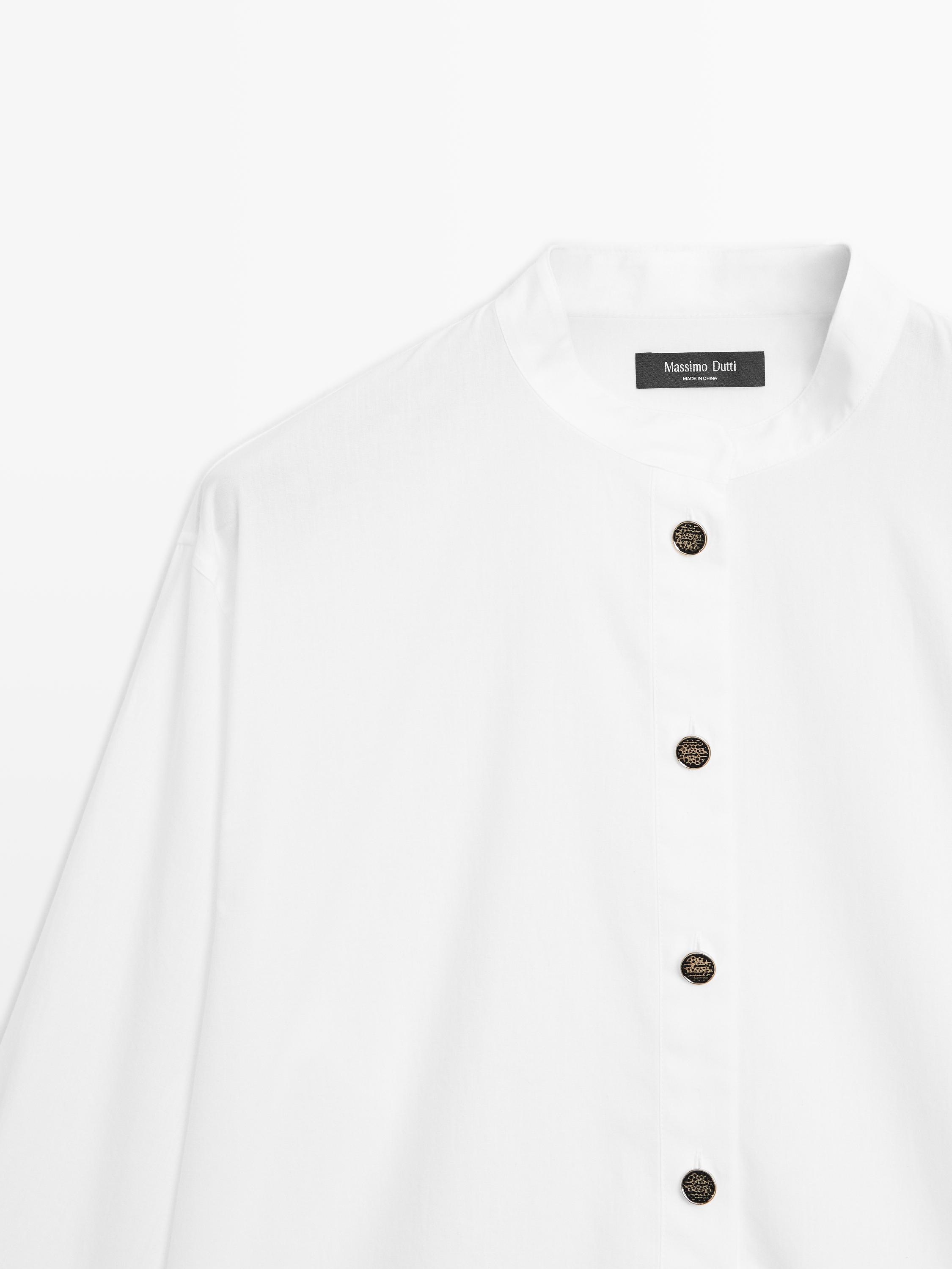 Stand collar shirt with gold buttons
